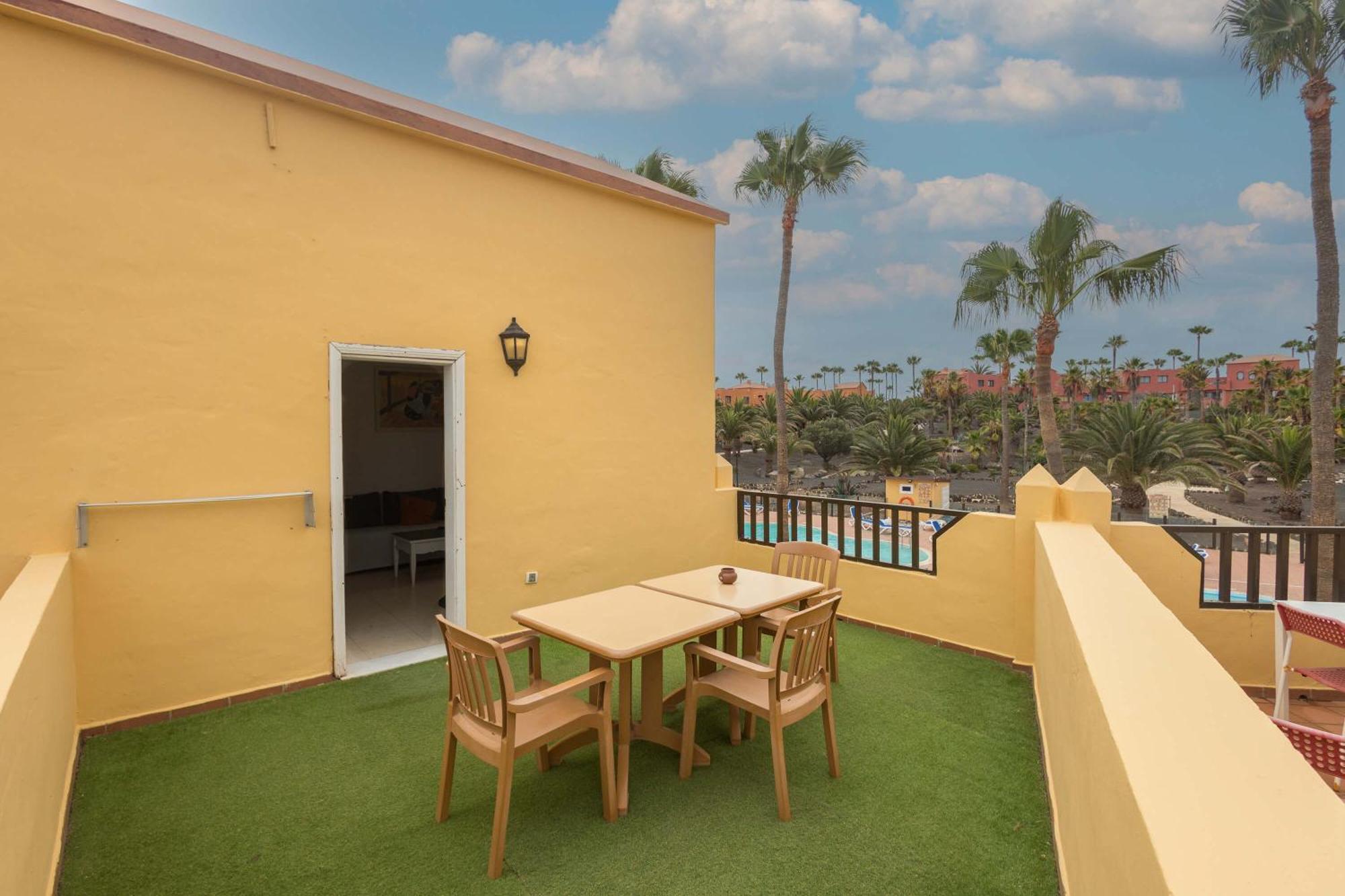 Oasis Royal 14 apartamento vista piscina Corralejo by Lightbooking Exterior foto